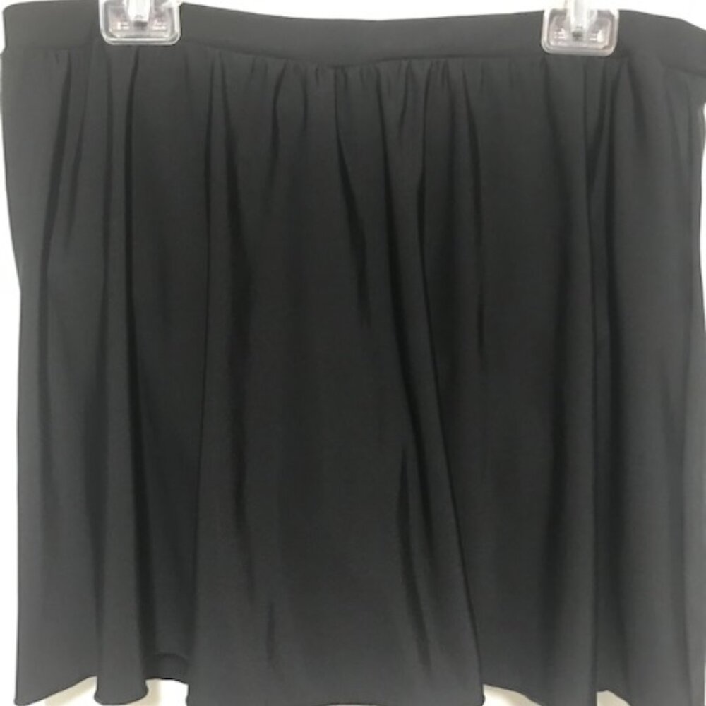 Trimshaper Womens Black Swim Skirt with Built In Pants. Sz. 16W